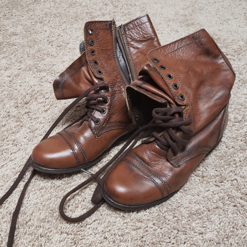 Steve madden combat boots
